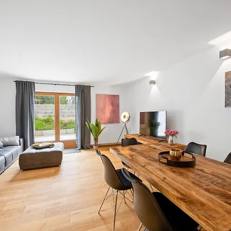 Moderne Mit Bergblick Und Grosser Terrasse Nahe Simssee, Chiemsee Und Autobahn A8 Salzburg - Muenchen