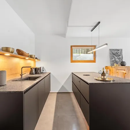 Moderne Mit Bergblick Und Grosser Terrasse Nahe Simssee, Chiemsee Und Autobahn A8 Salzburg - Muenchen Appartement *