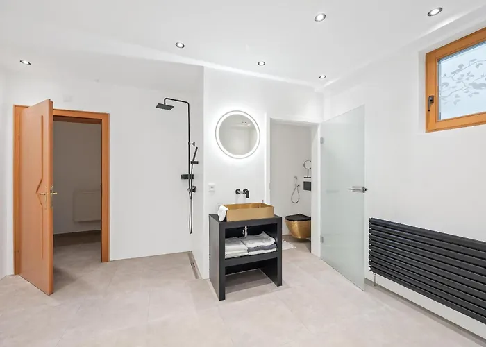 Appartement Moderne Mit Bergblick Und Grosser Terrasse Nahe Simssee, Chiemsee Und Autobahn A8 Salzburg - Muenchen