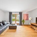 Moderne Mit Bergblick Und Grosser Terrasse Nahe Simssee, Chiemsee Und Autobahn A8 Salzburg - Muenchen